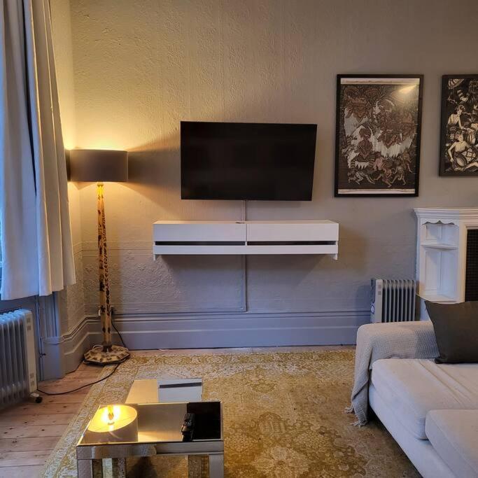 5 Luxury Spacious Loft - Prime Location - Comfortable Bed & Sofa Hove Exterior foto